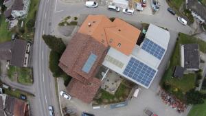 Luftaufnahme Solaranlage Meier Bedachungen