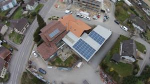 Luftaufnahme Solaranlage Meier Bedachungen